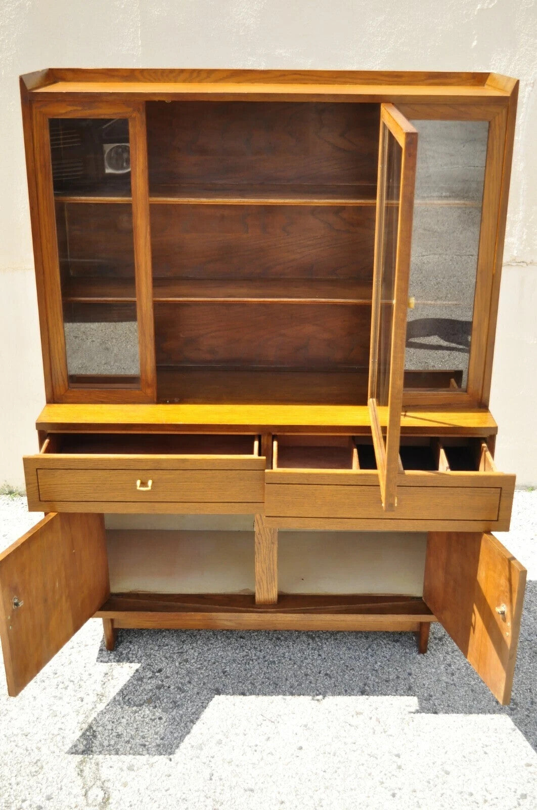 Raymond Loewy Mengel Mid Century Modern Sculpted Oak Bookcase China Cabinet