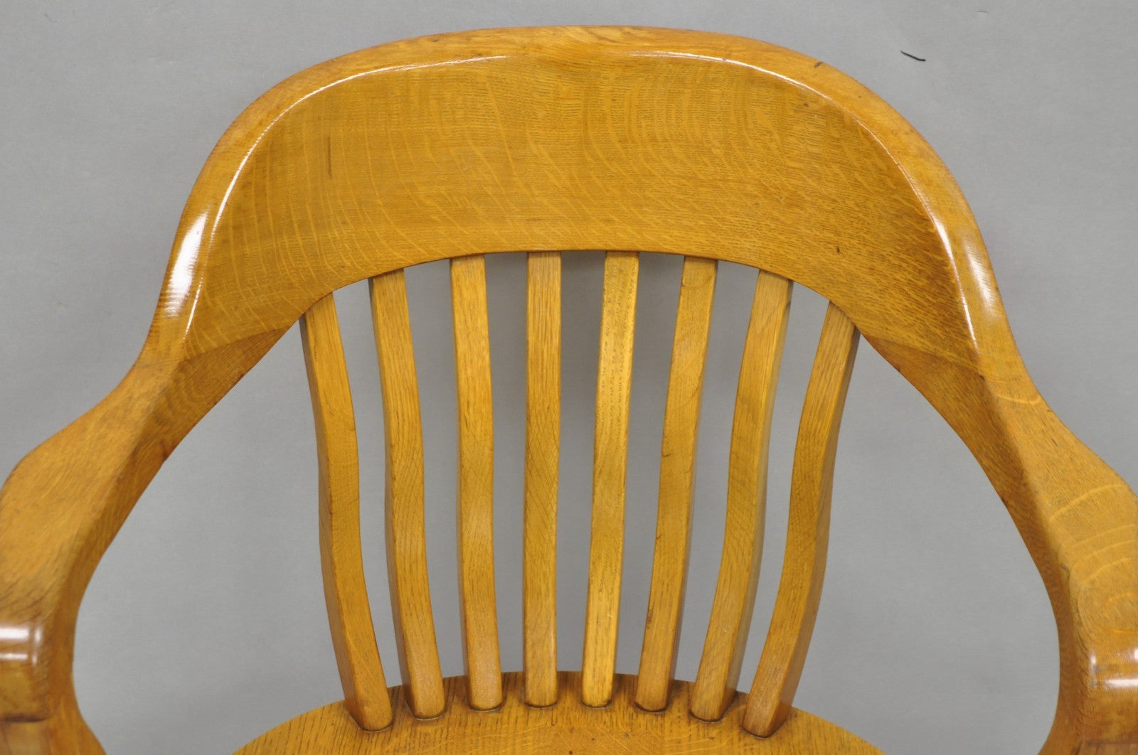 Traditional Antique Solid Golden Oak Wood Office Library Bankers Arm Chair