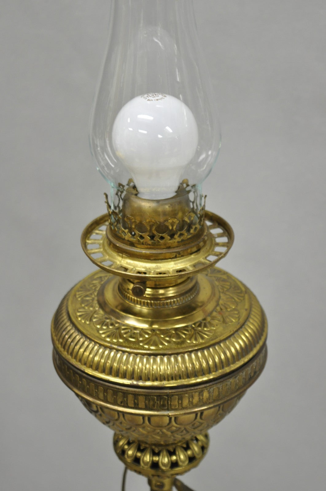Antique Victorian Adjustable Height Brass Converted Oil Lamp Piano Floor Lamp