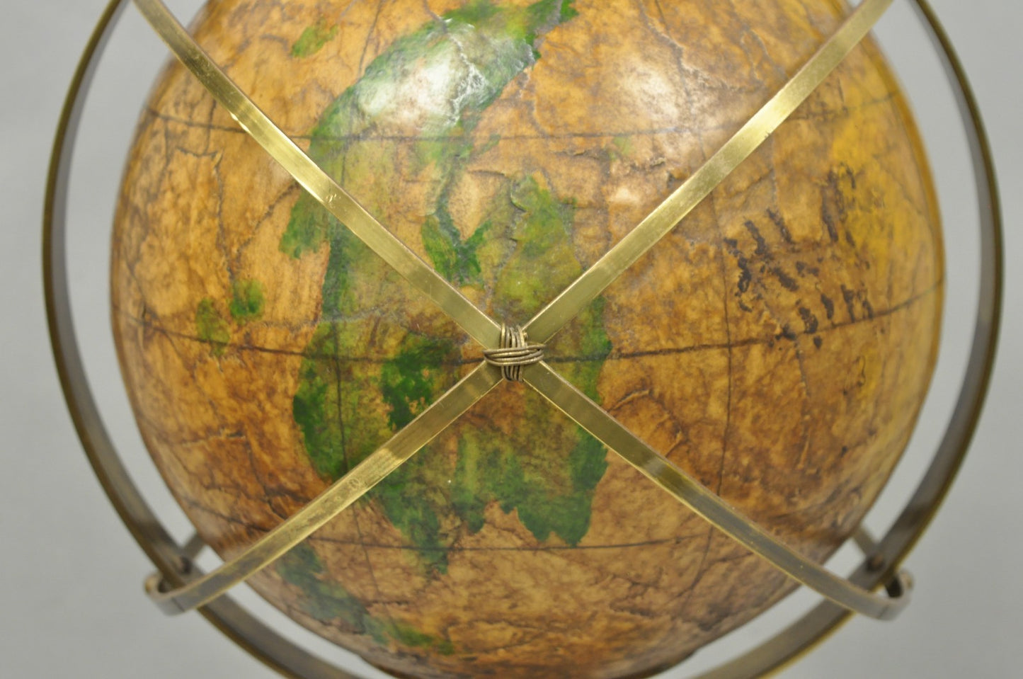 Vintage Italian Regency Style Brass & Wood Old World Globe Table Lamp by Hart