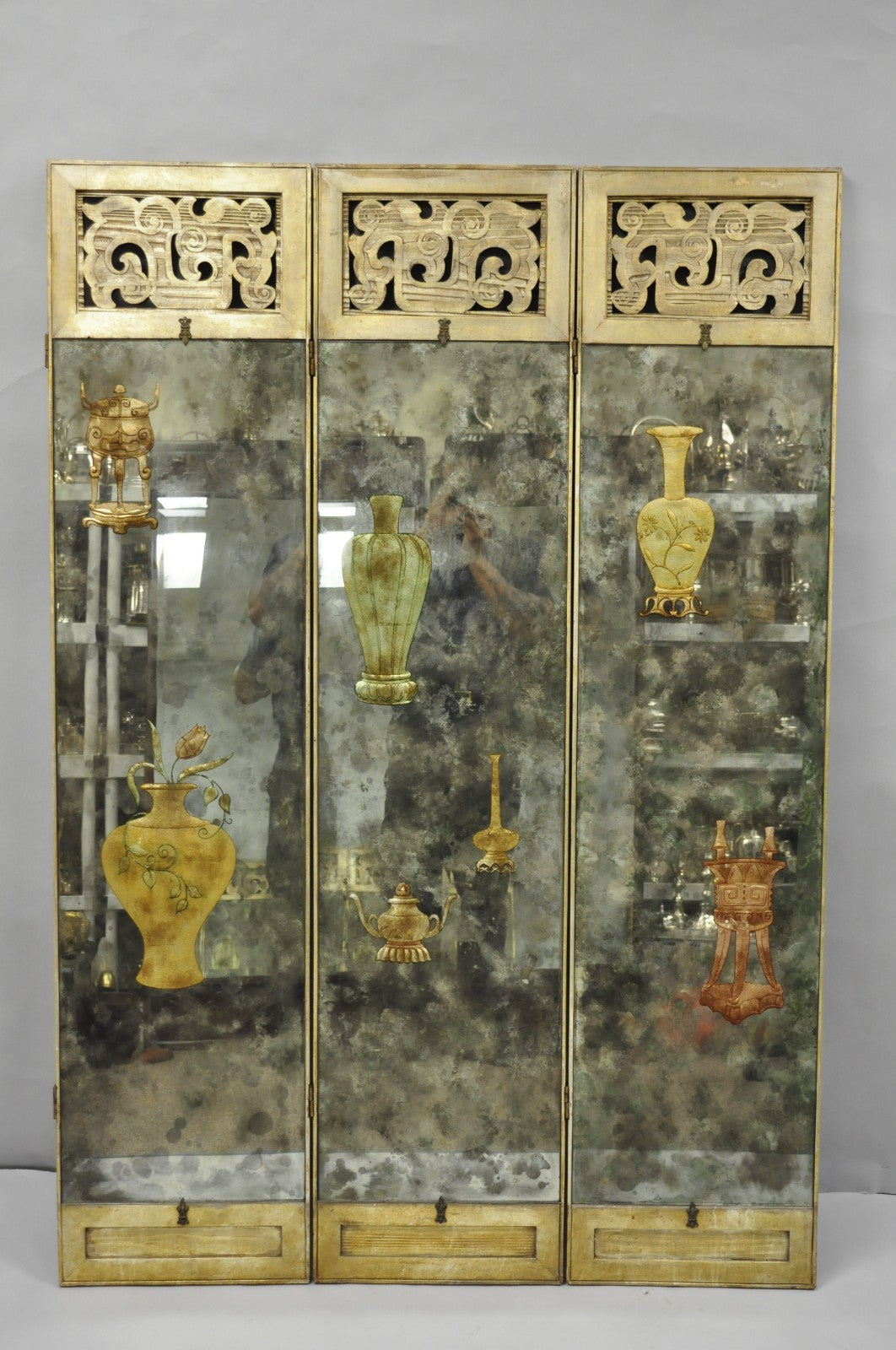 Antique Chinoiserie Oriental Eglomise Antiqued Mirror Glass 3 Panel Room Screen