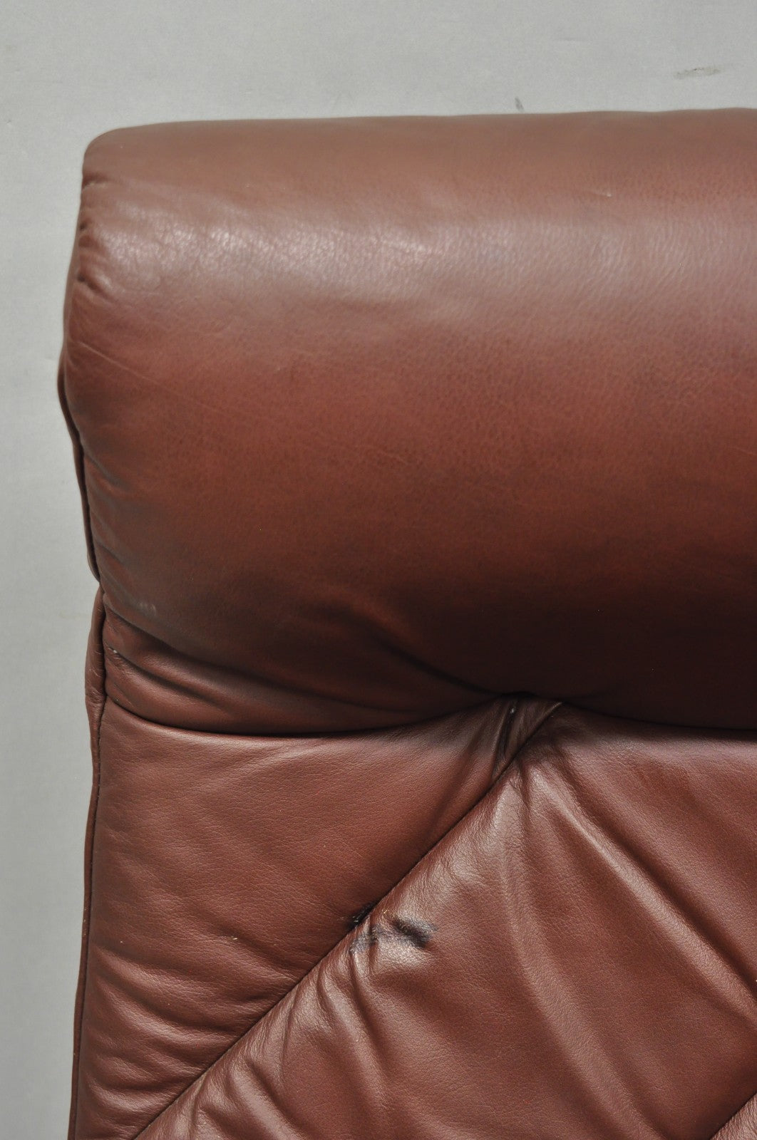 Vintage Ekornes Stressless Brown Leather Reclining Swivel Lounge Chair & Ottoman