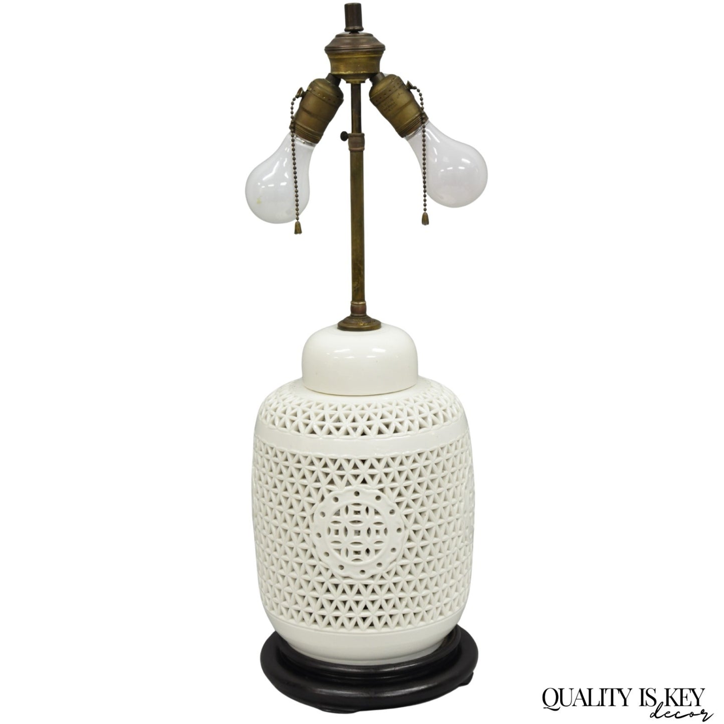 Chinosierie Blanc de Chine White Porcelain Oriental Ginger Jar Table Lamp