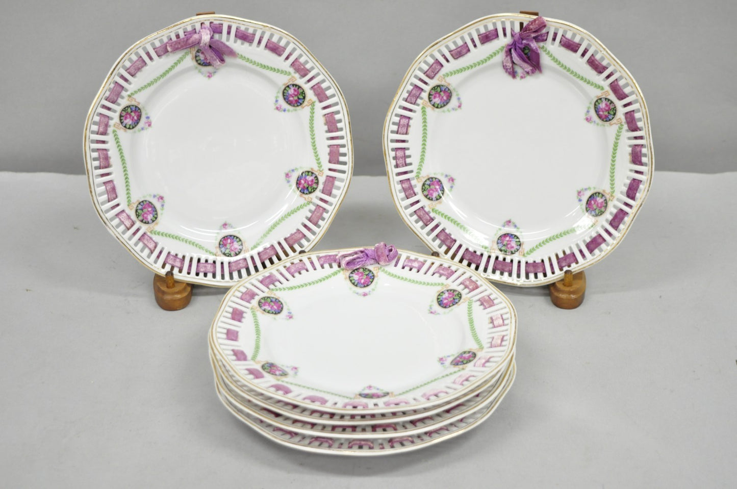 Schumann Bavaria Germany Victorian Reticulated Floral Roses 8.5" Plates  - 6 Pcs