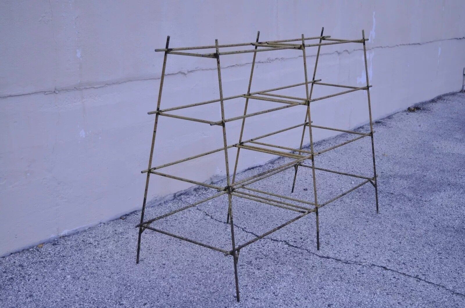 Vintage Industrial Modern Iron Rebar Rusty Yellow Shelf Display Bookcase Rack