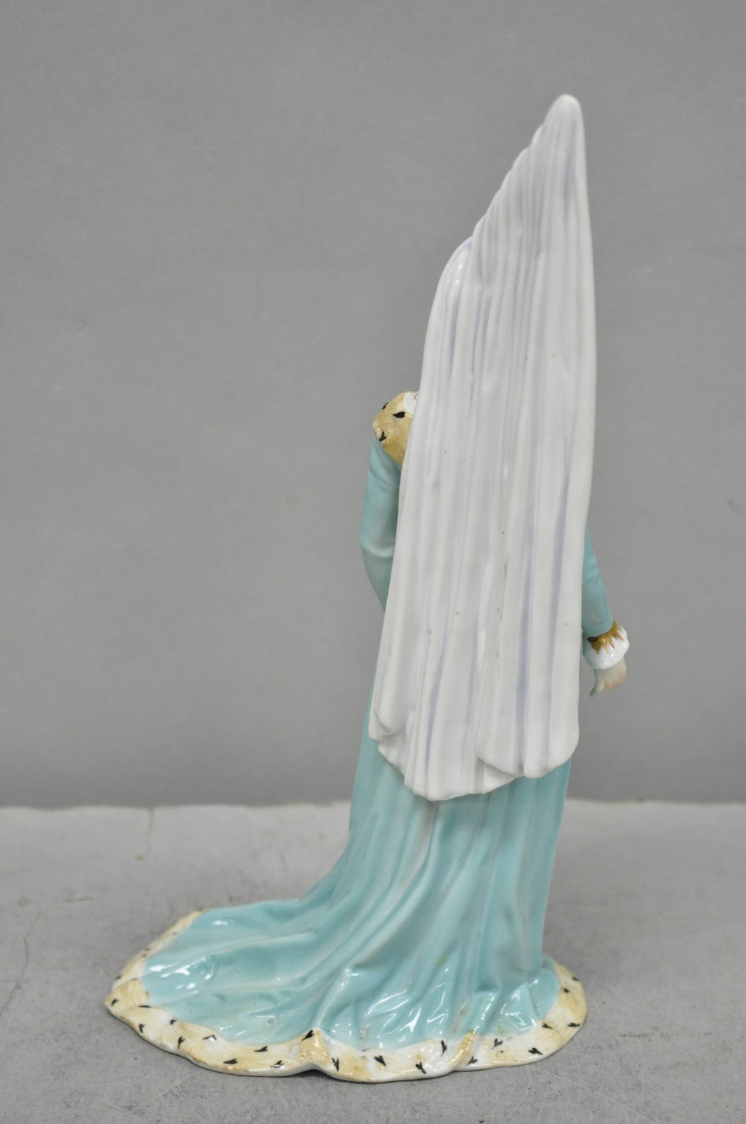Antique Carl Thieme Potschappel German Dresden Porcelain Medieval Lady Figurine