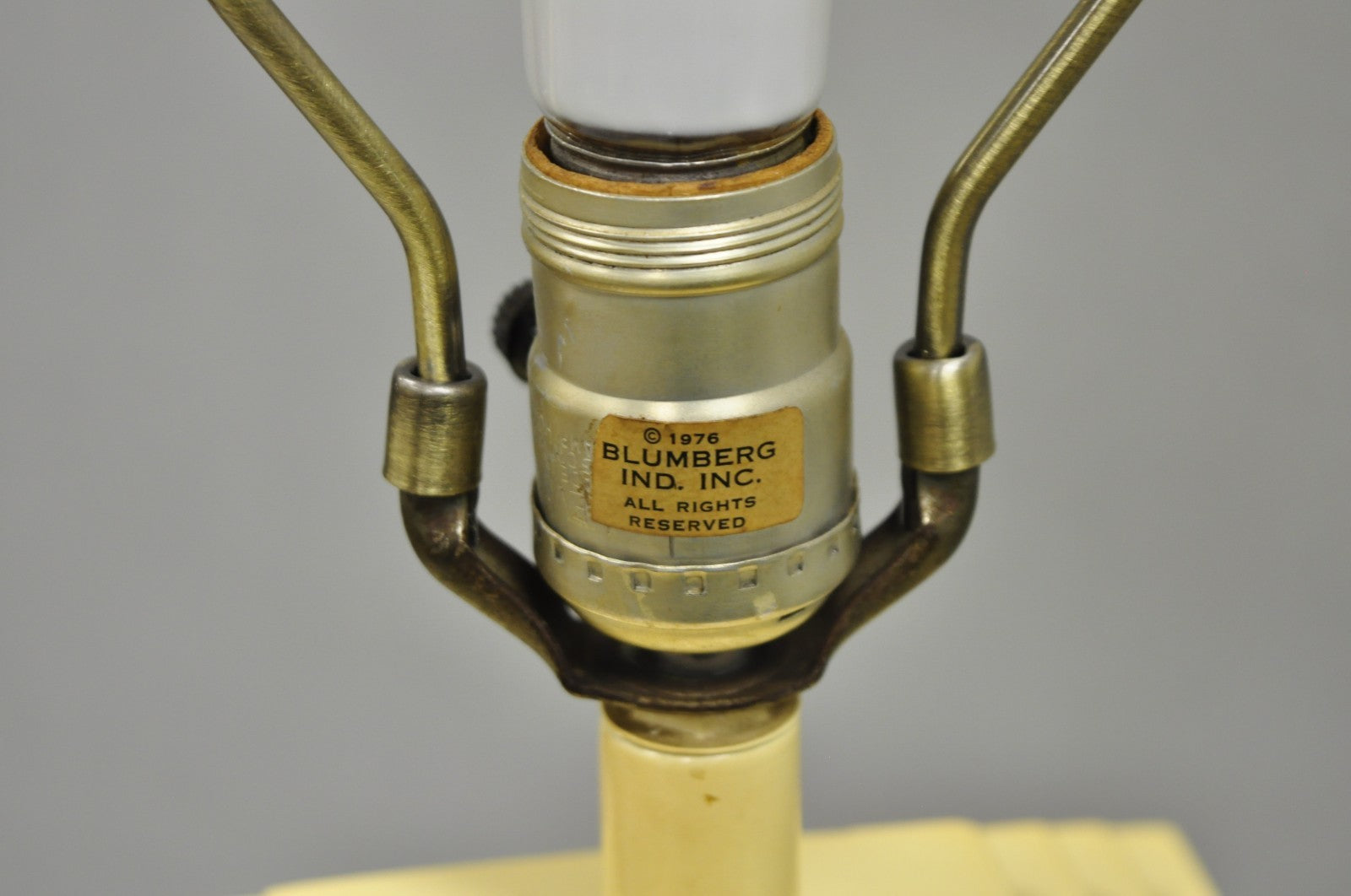 Vintage Blumberg Postmodern 1976 Mirrored Skyscraper Bone Lacquered Table Lamp