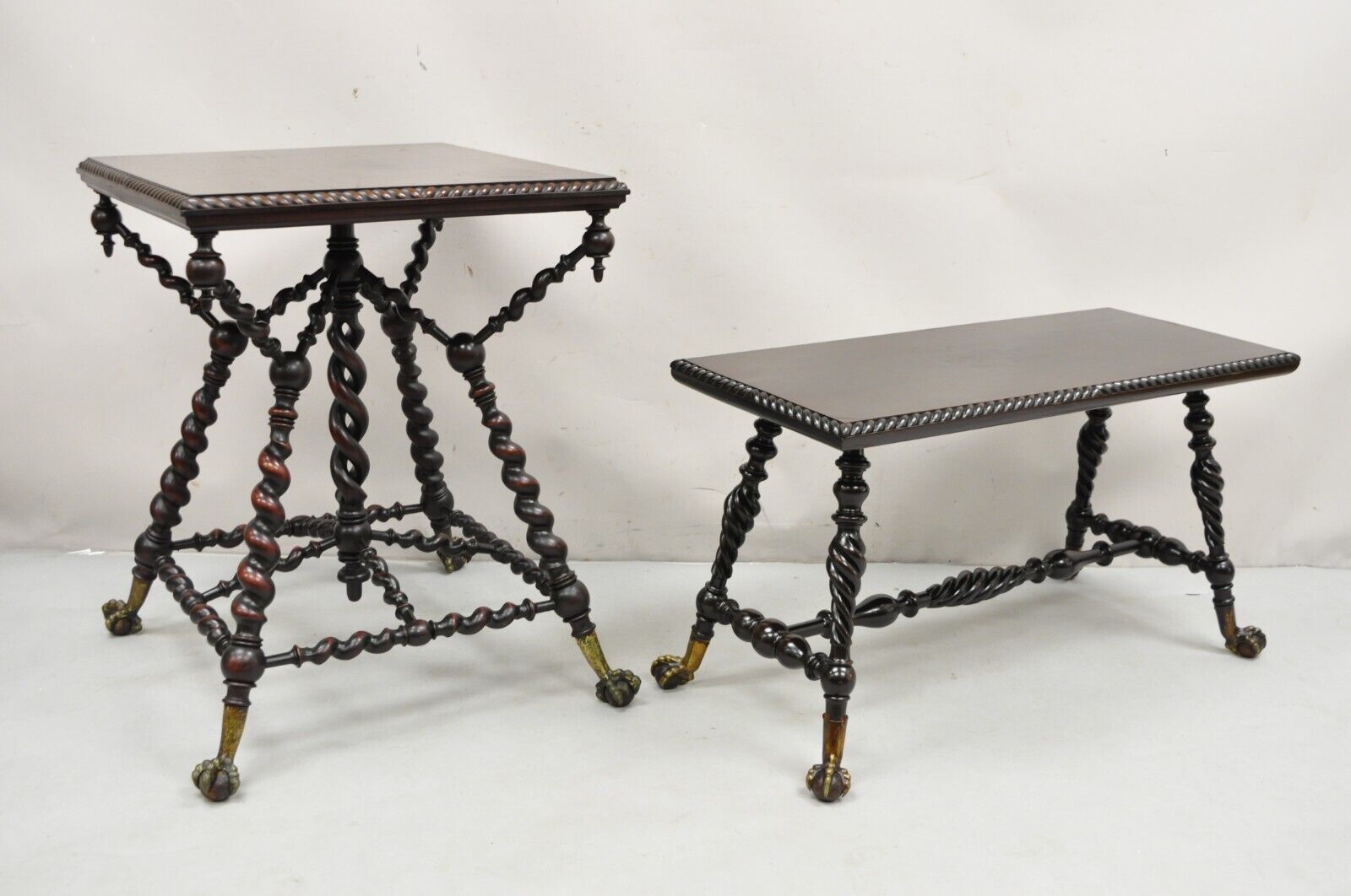 Merklen Brothers Victorian Barley Twist Mahogany Occasional Parlor Table