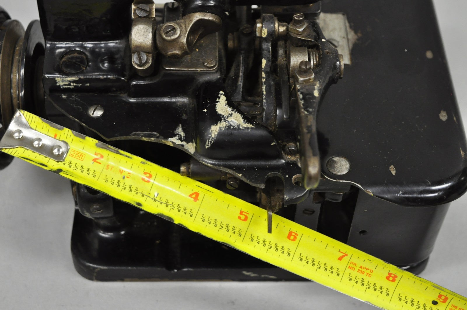 Antique 1930s Singer 81-K78 Overlock Sewing Machine Made in Great Britain