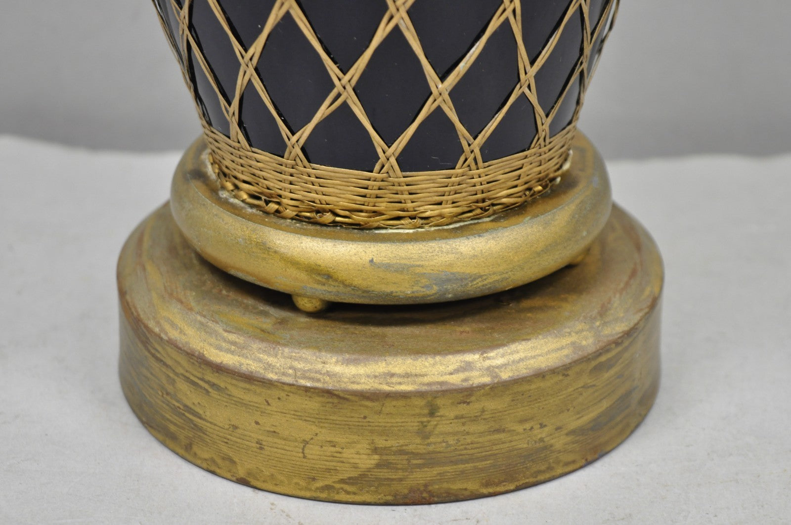 Antique Chinoiserie Japanese Cobalt Blue Porcelain Vase Brass Lattice Table Lamp