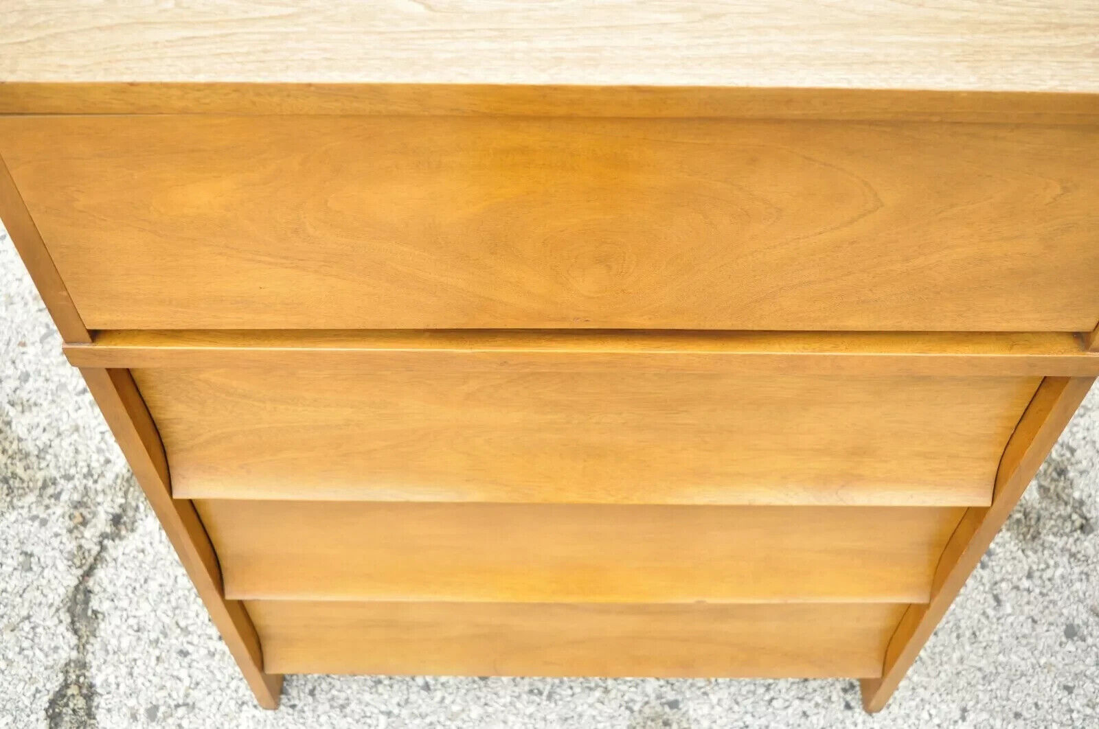 Johnson Carper Mid Century Modern Walnut Formica Top 4 Drawer Chest Dresser