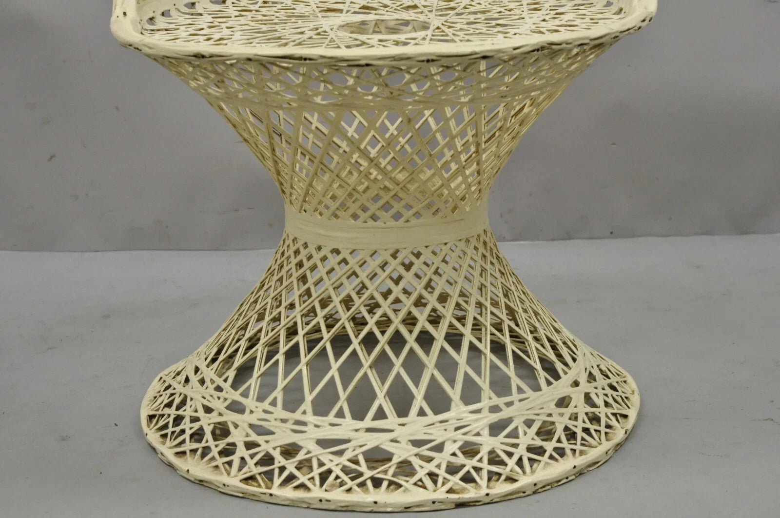 Vintage Russell Woodard Mid Century Modern Woven Spun Fiberglass Side Chair