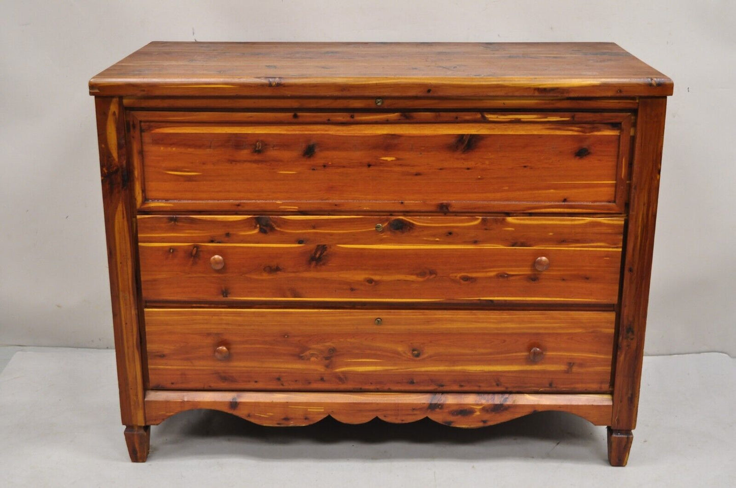 Vintage Lewis & Conger Pine Wood Cedar Lined Blanket Chest Of Drawers Dresser