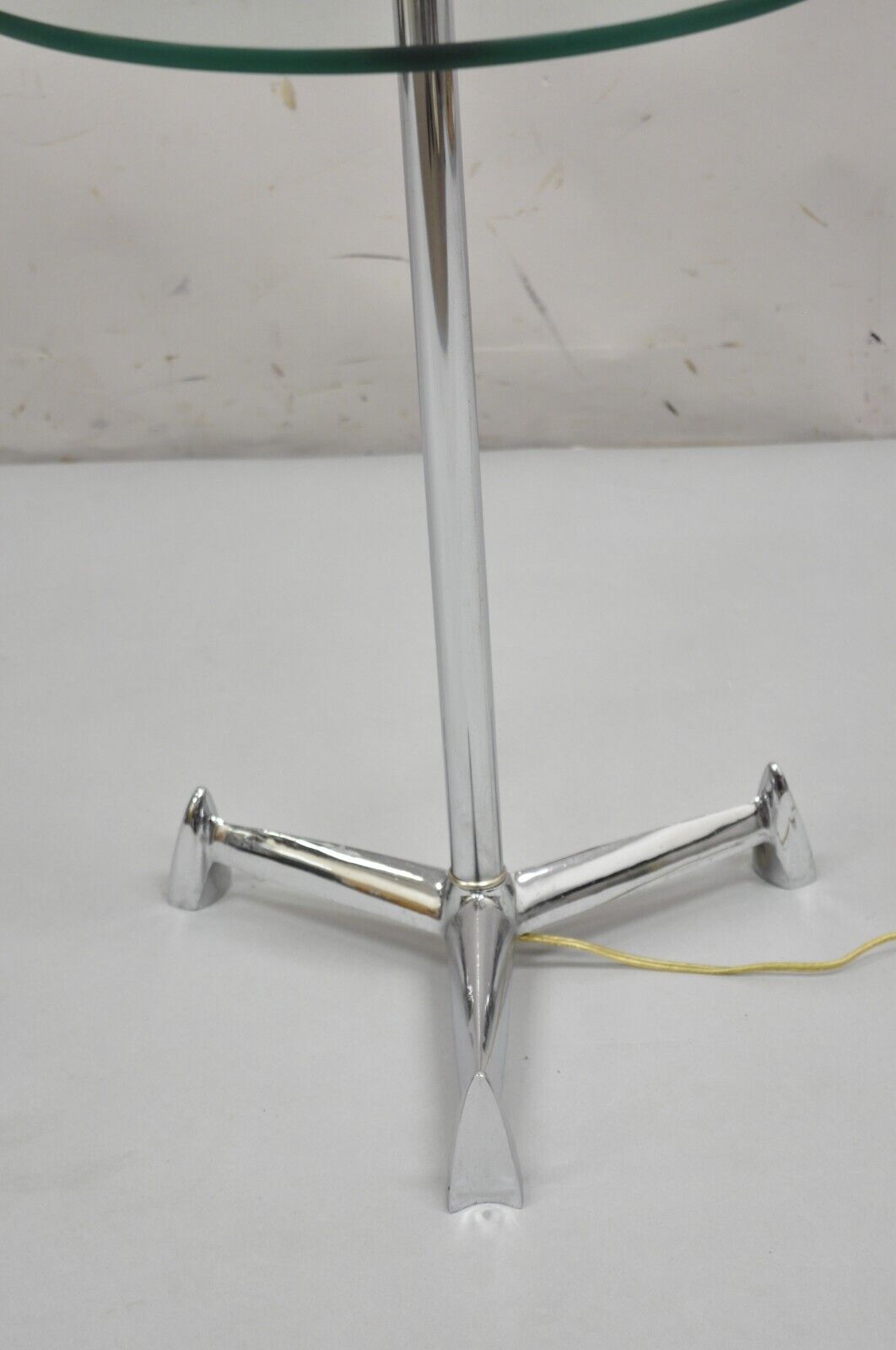 Vintage Mid Century Modern Chrome Space Age Tripod Base Side Table Floor Lamp