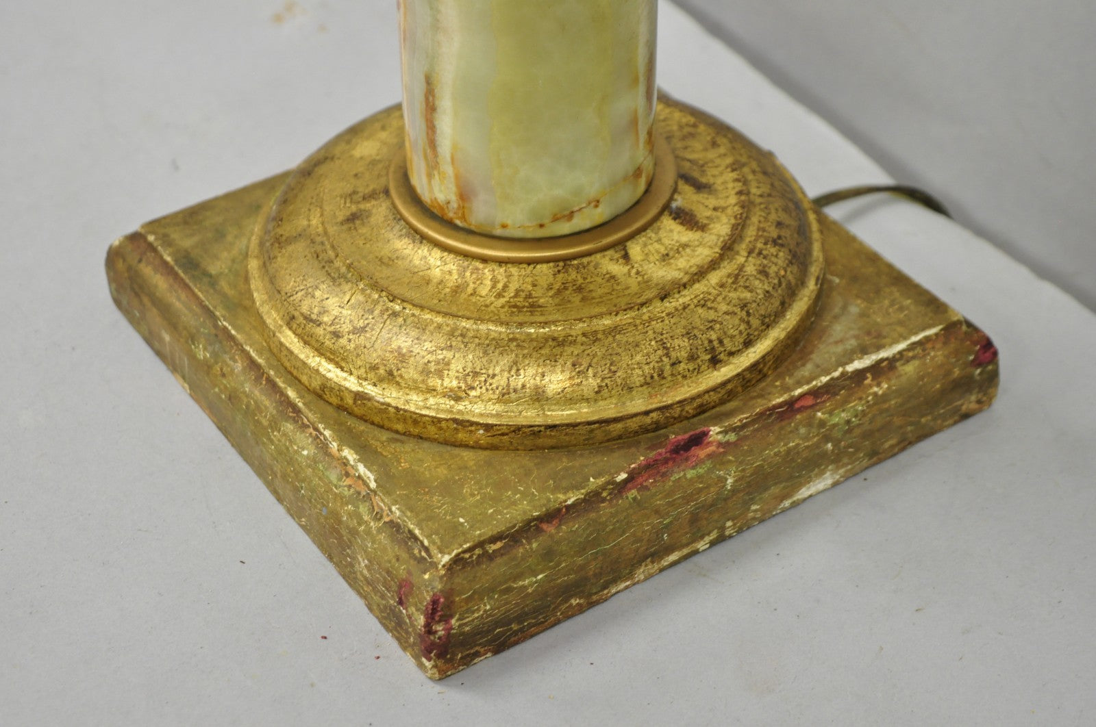 Vintage Italian Hollywood Regency Carved Gold Giltwood & Marble Table Lamp
