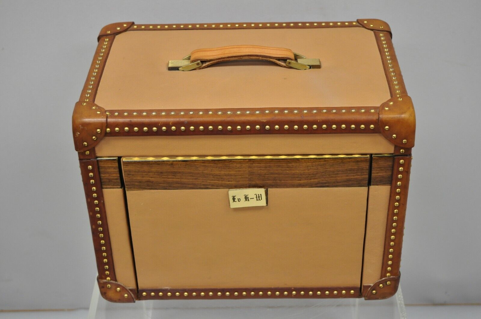 Custom Vintage Italian Leather Toiletry Box Case Travel Trunk Brass Nail Trim
