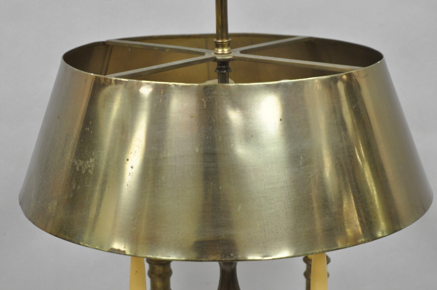 Vintage Chapman French Country Brass Tole Metal Bouillotte Desk Table Lamp