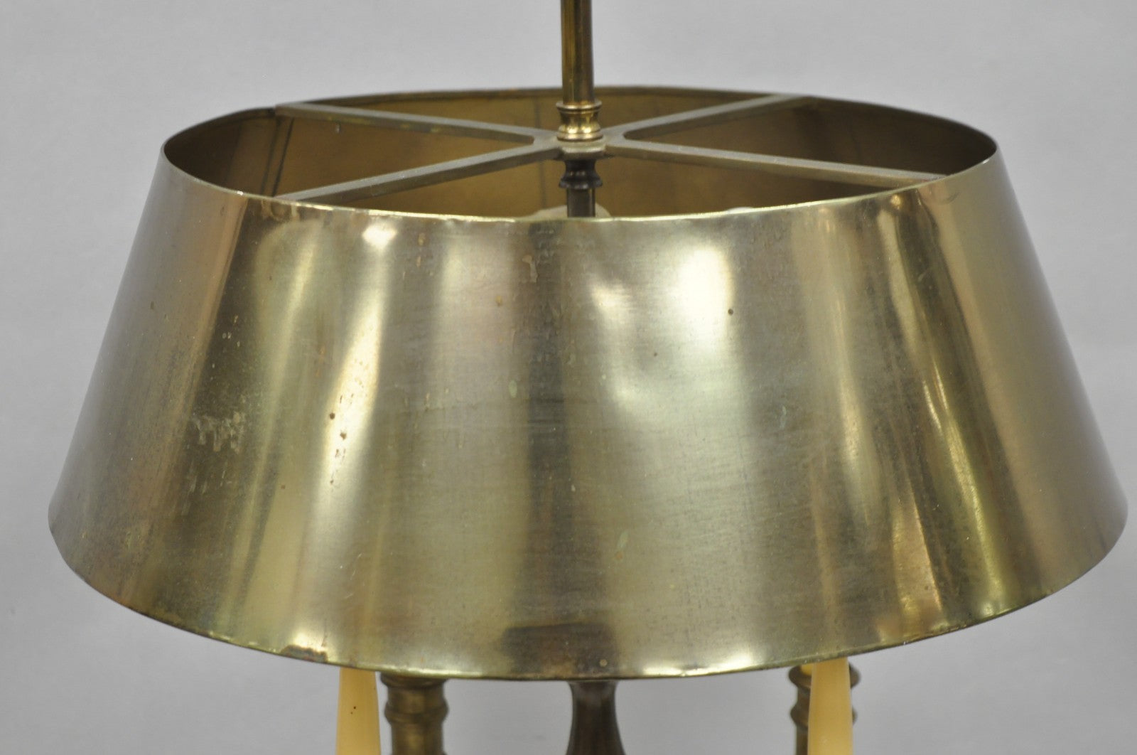 Vintage Chapman French Country Brass Tole Metal Bouillotte Desk Table Lamp