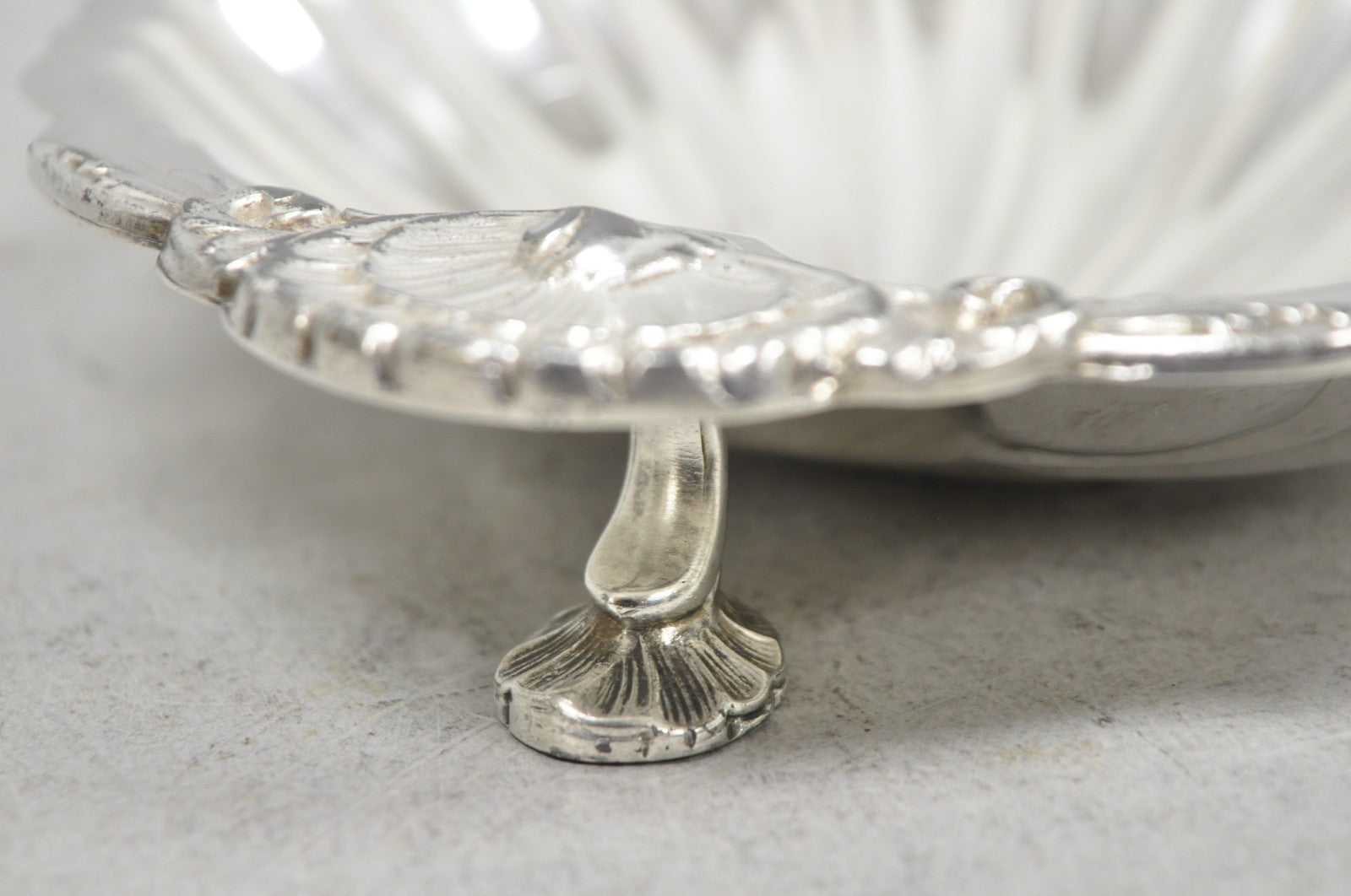 Vintage English Regency Style Silver Plated Small Clam Shell Trinket Dish