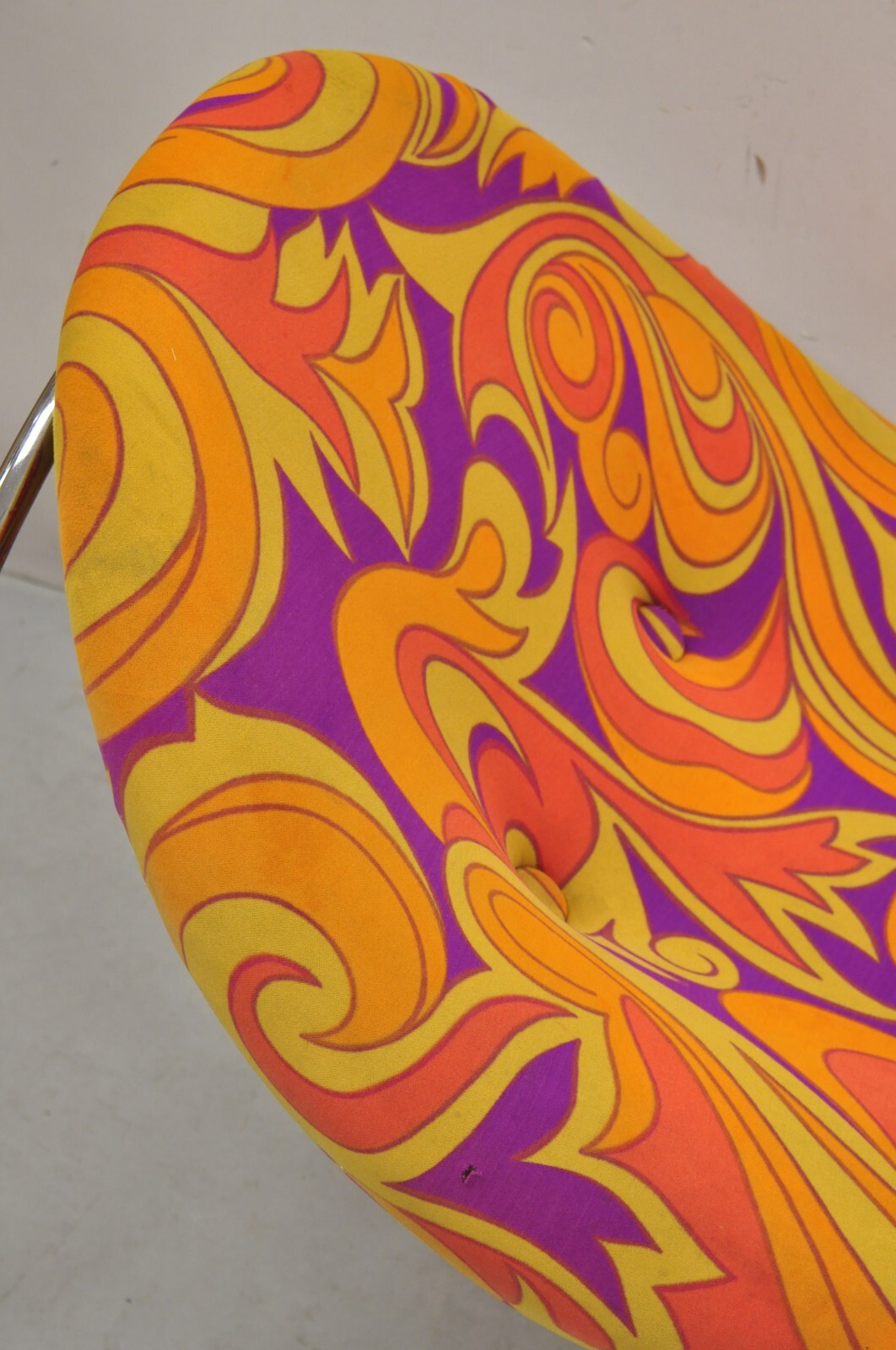 Vintage Mid Century Modern Pierre Paulin Style Groovy Wave Chrome Chaise Lounge