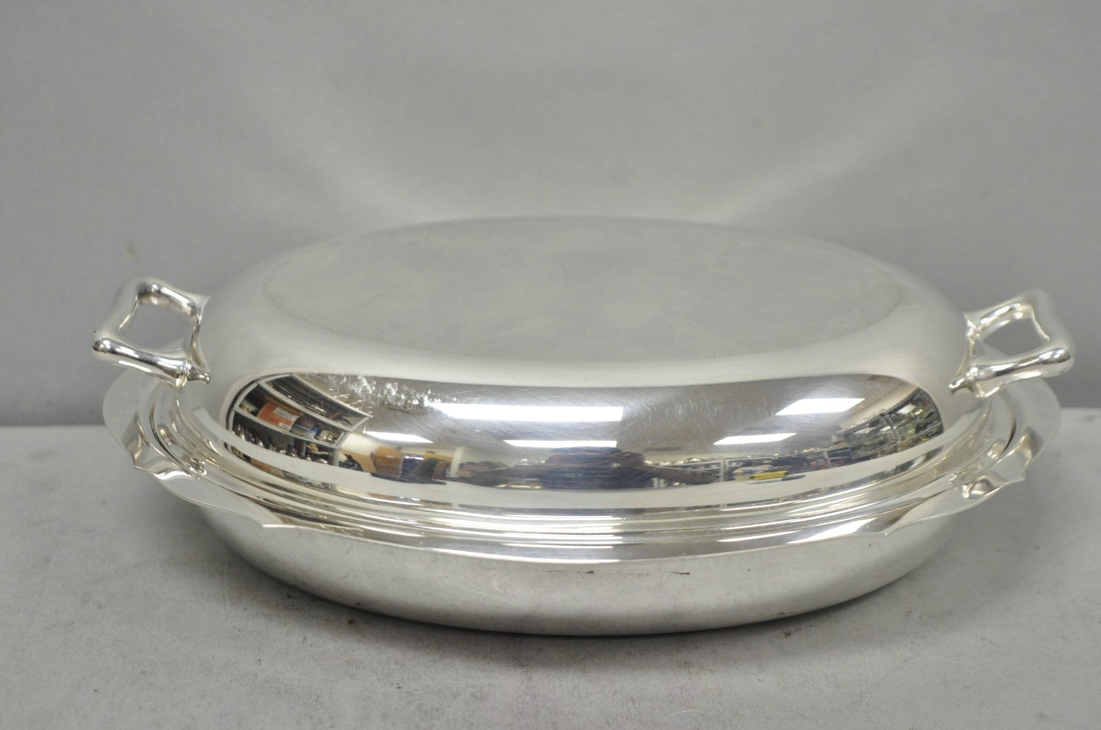 Vintage Towle 4046 Silver Plated Oval Covered Vegetable Serving Dish Platter