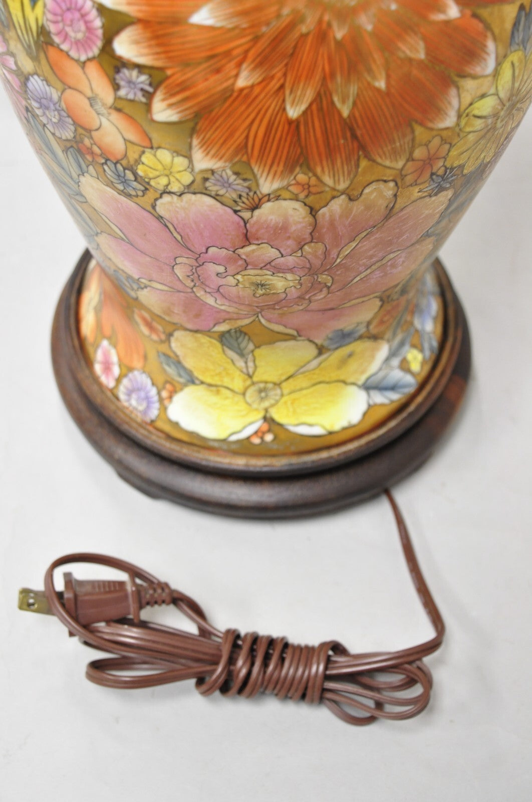 Vintage Chinoiserie Orange Porcelain Ceramic Foo Dog Table Lamp