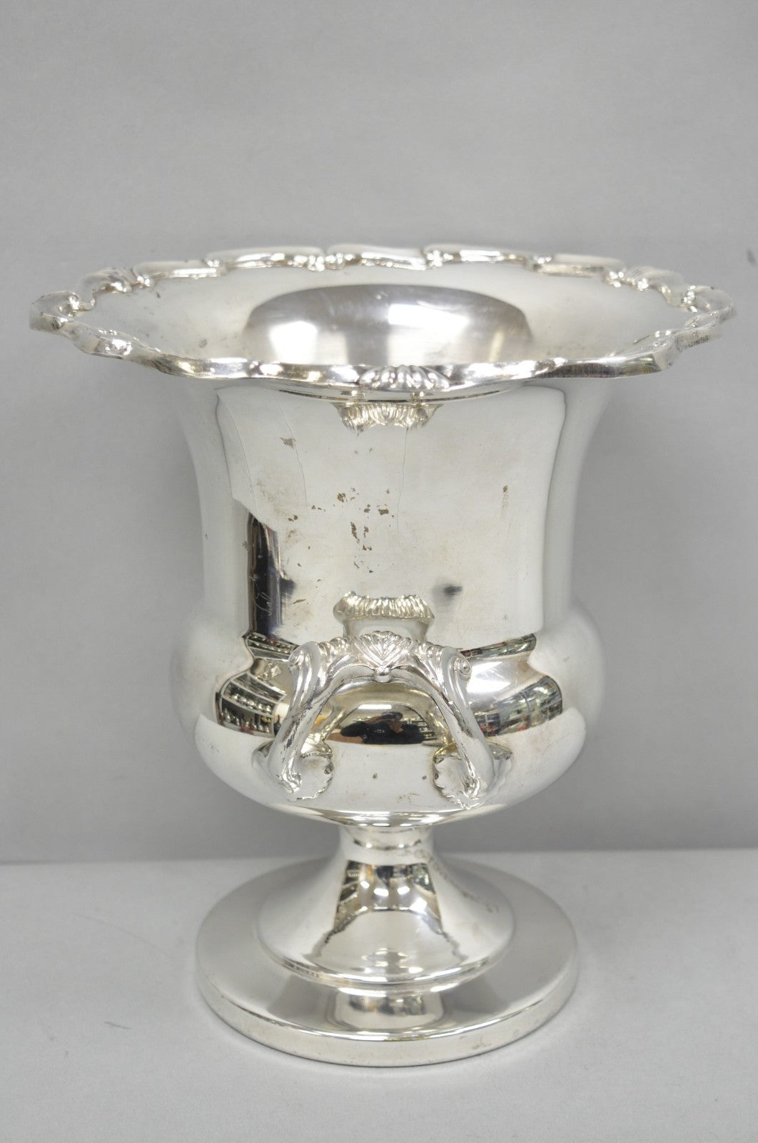 Vintage Towle Silver Plated Trophy Cup Urn Champagne Chiller Bar Ice Bucket