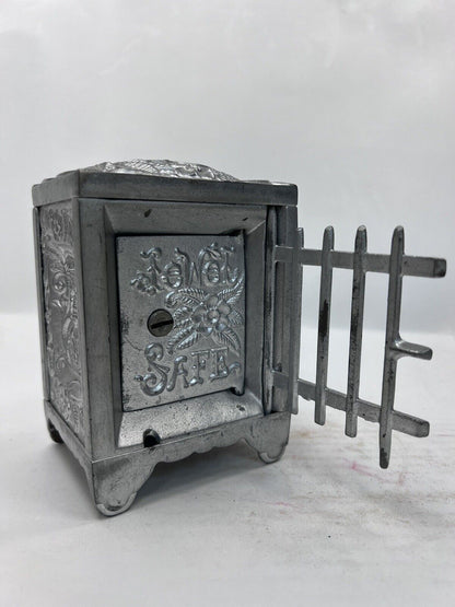 Rare Vintage J.E. Stevens Jewel Bank Cast Iron Safe (With Key)