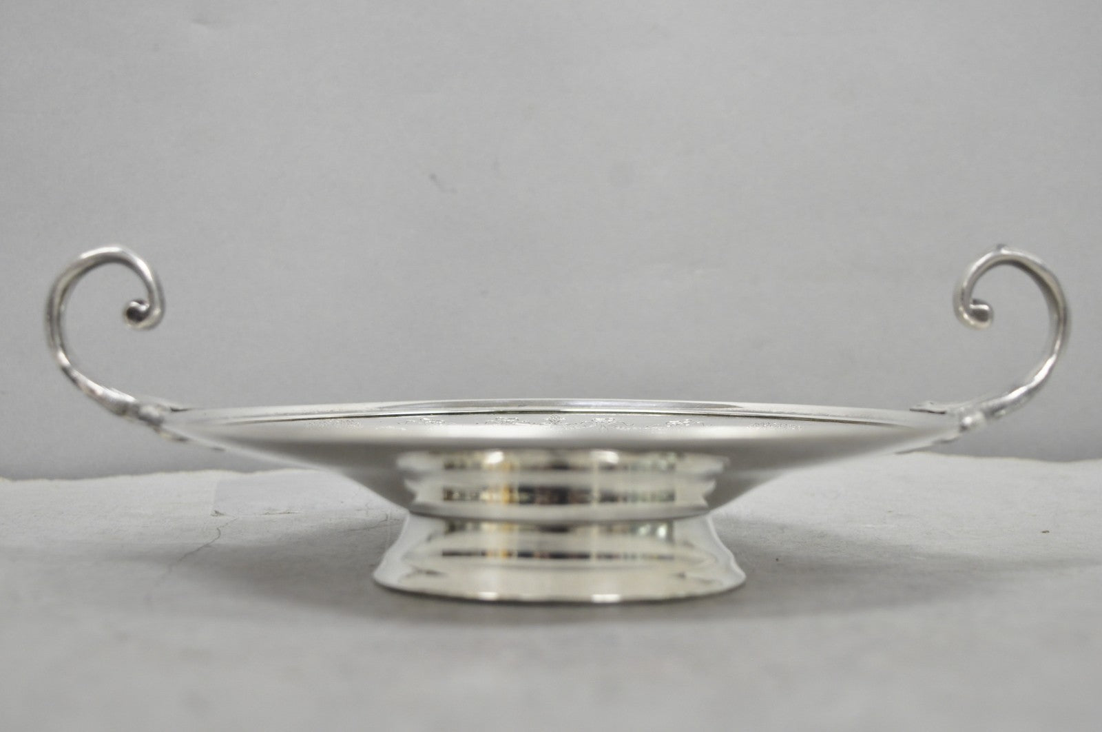 Victorian Middletown Silverware Silver Plated Pedestal Candy Dish Compote