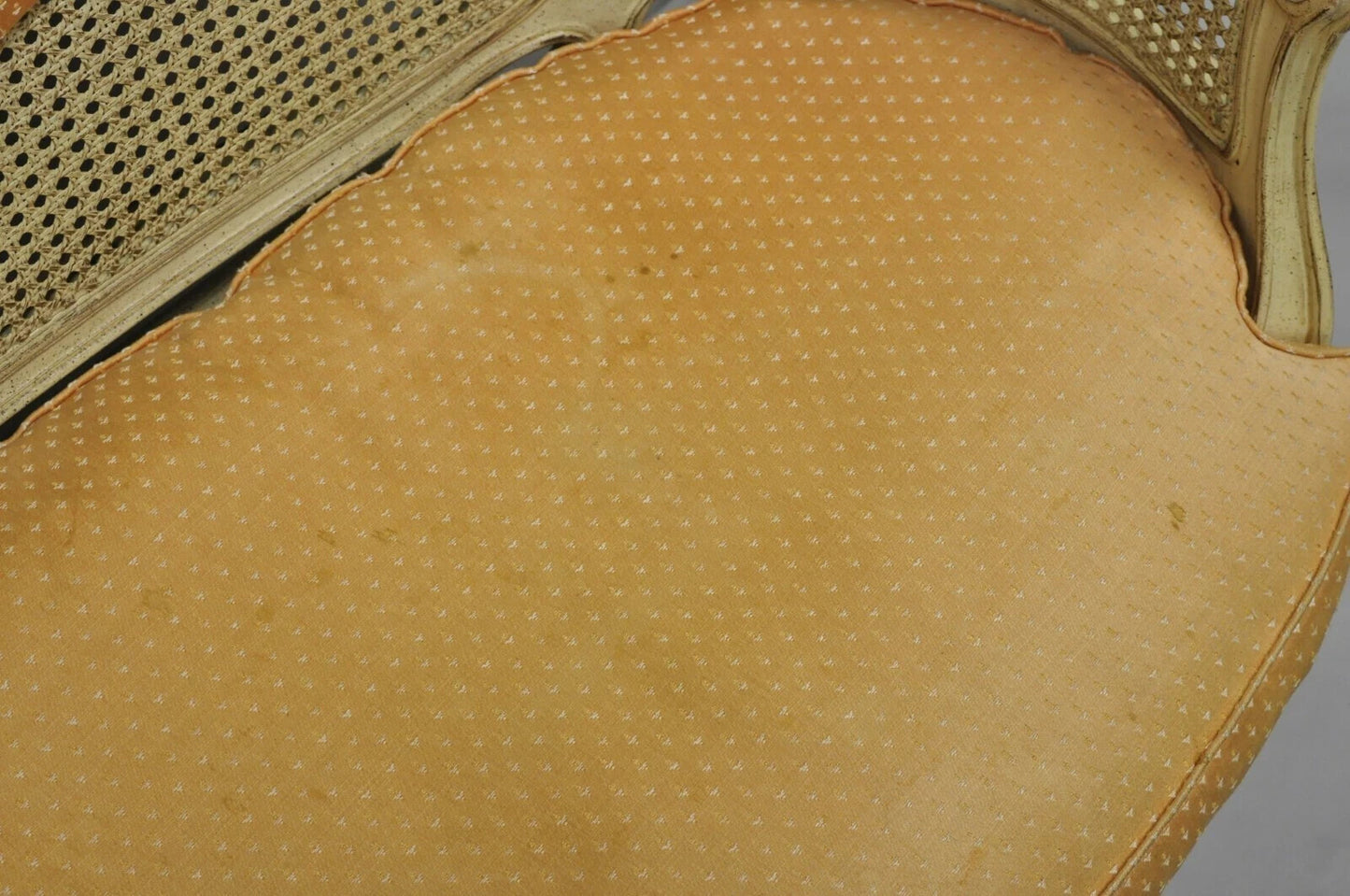 Vintage French Louis XV Victorian Style Small Cream Painted Settee Loveseat Sofa