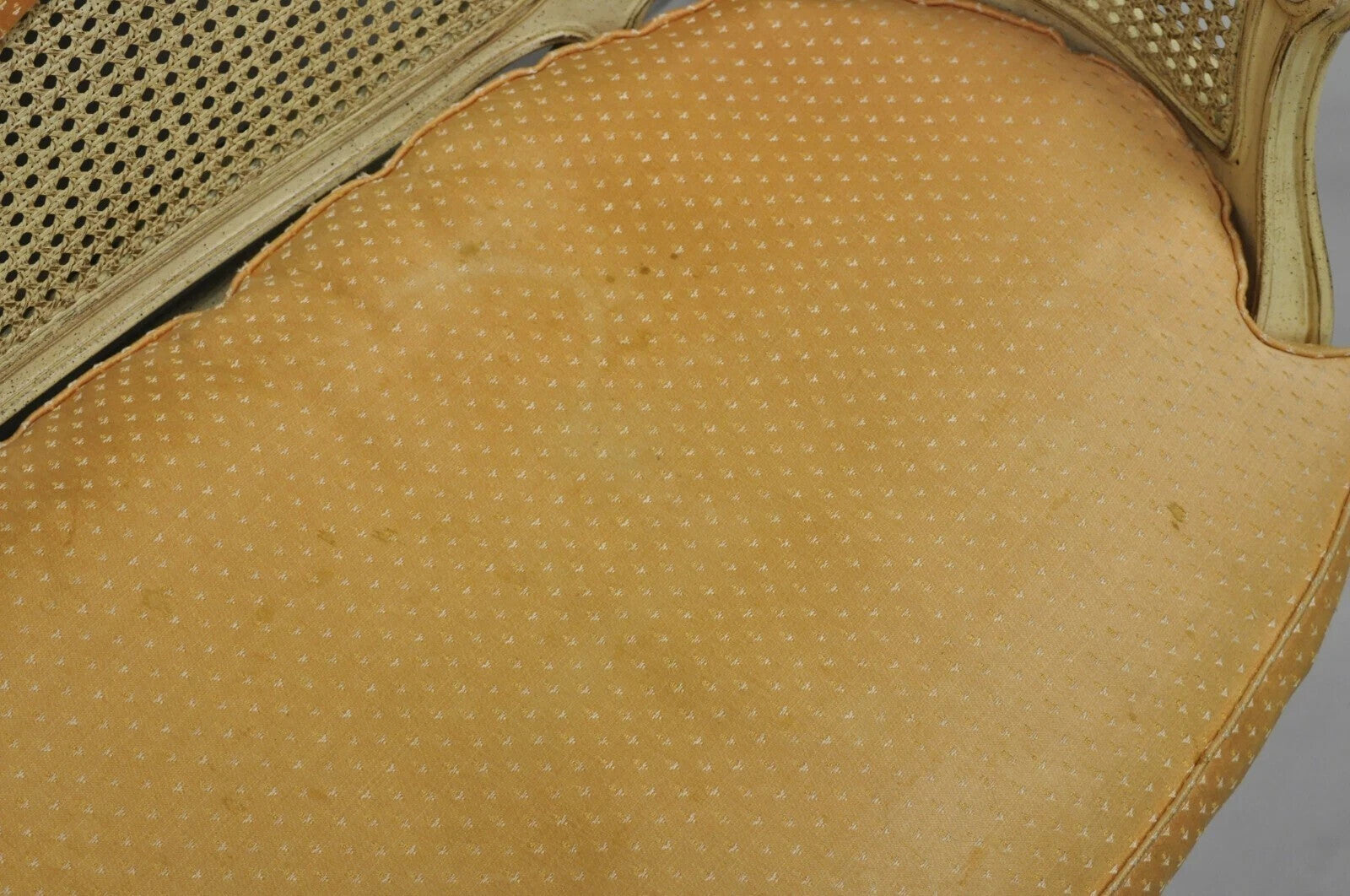 Vintage French Louis XV Victorian Style Small Cream Painted Settee Loveseat Sofa