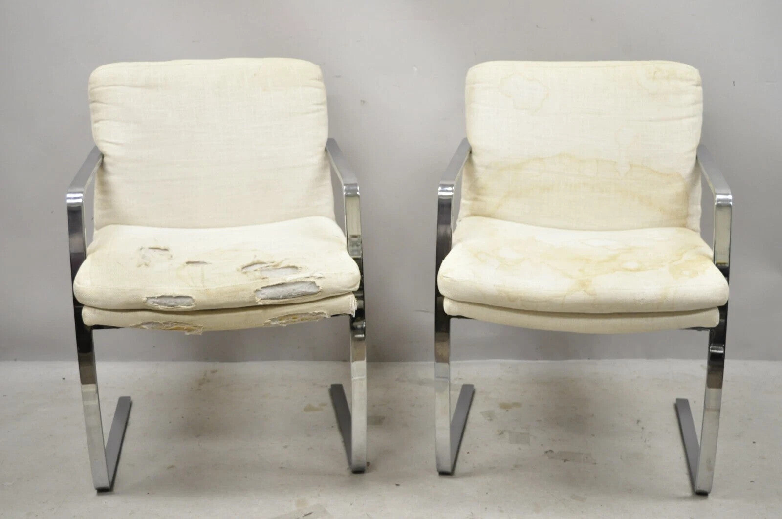 Mid Century Modern BRNO Style Chrome Cantilever Lounge Arm Chairs (C) - a Pair