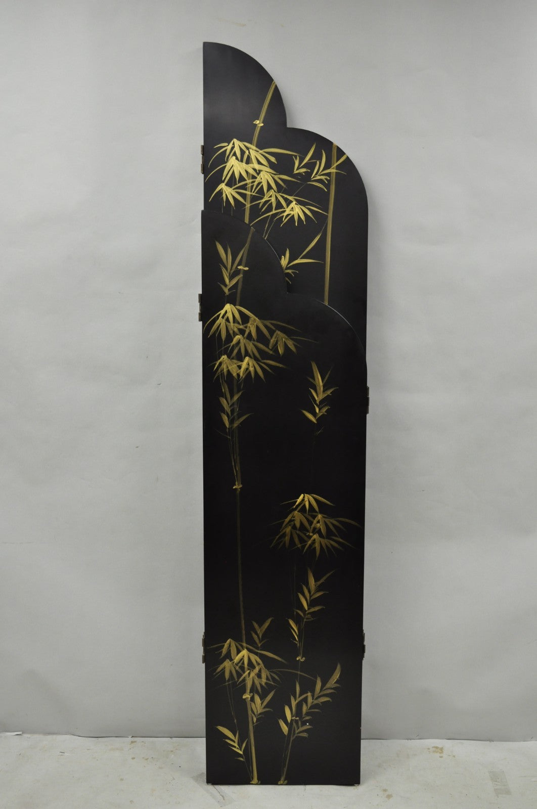 Decorator Chinoiserie Black Lacquer Oriental Painted 4 Panel Room Divider Screen