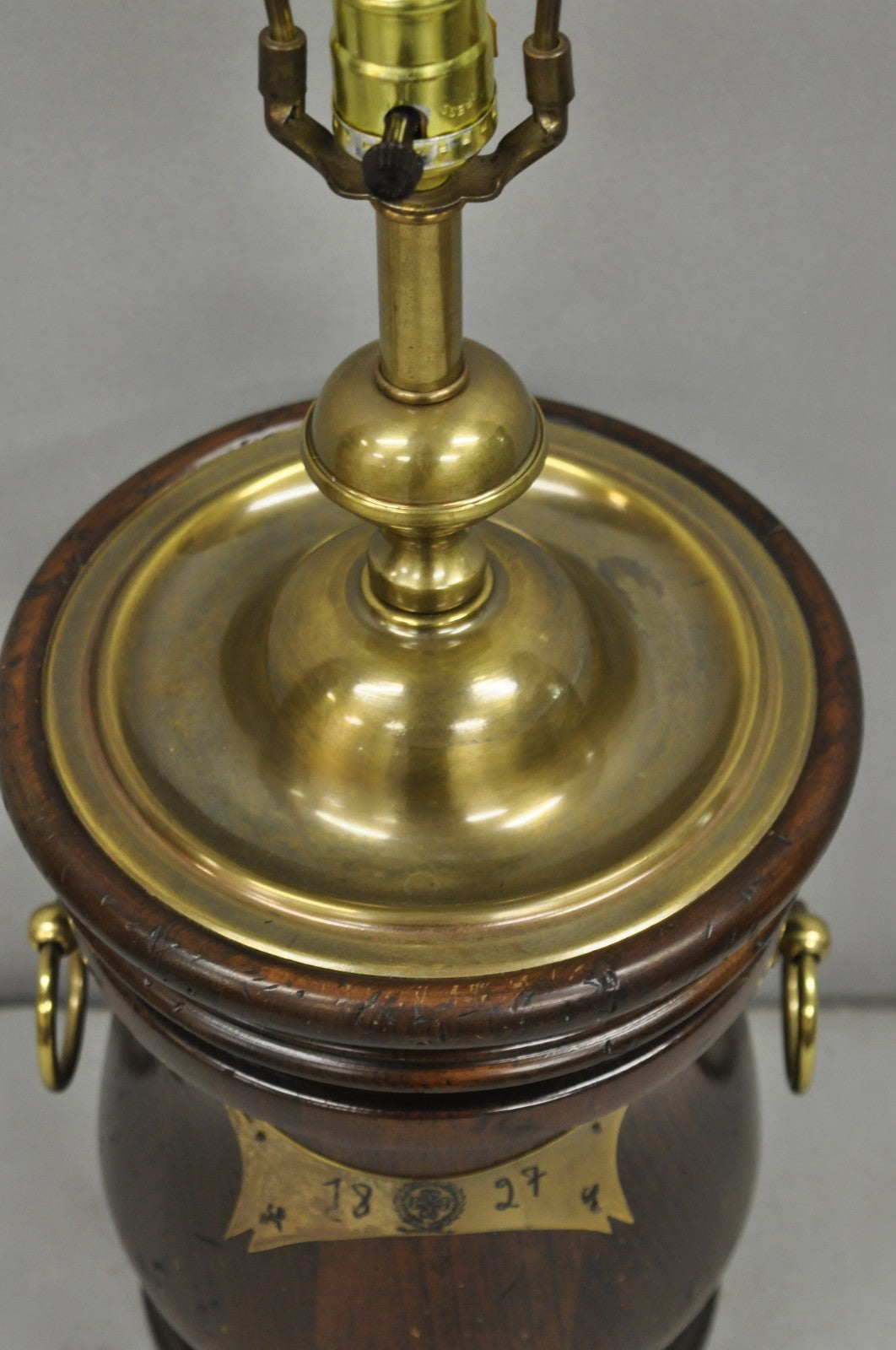 Vintage Frederick Cooper Colonial Style Solid Pine Wood Barrel Brass Table Lamp