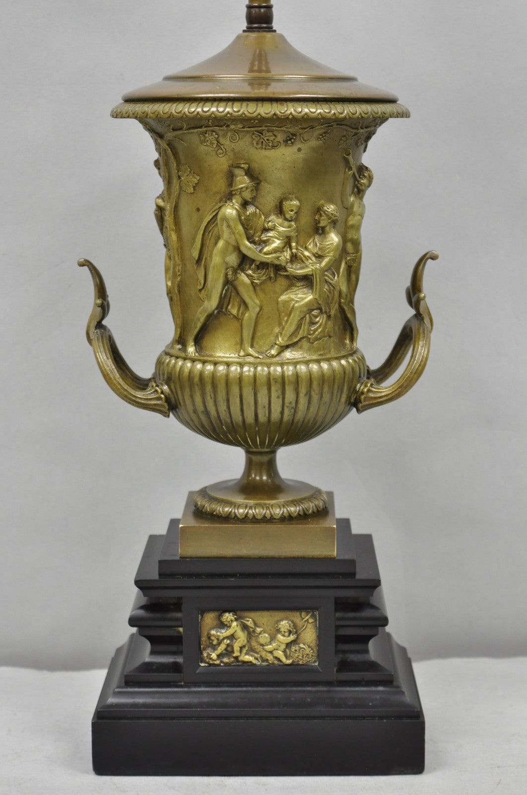 Antique Clodion French Neoclassical Figural Bronze Trophy Cup Urn Table Lamp