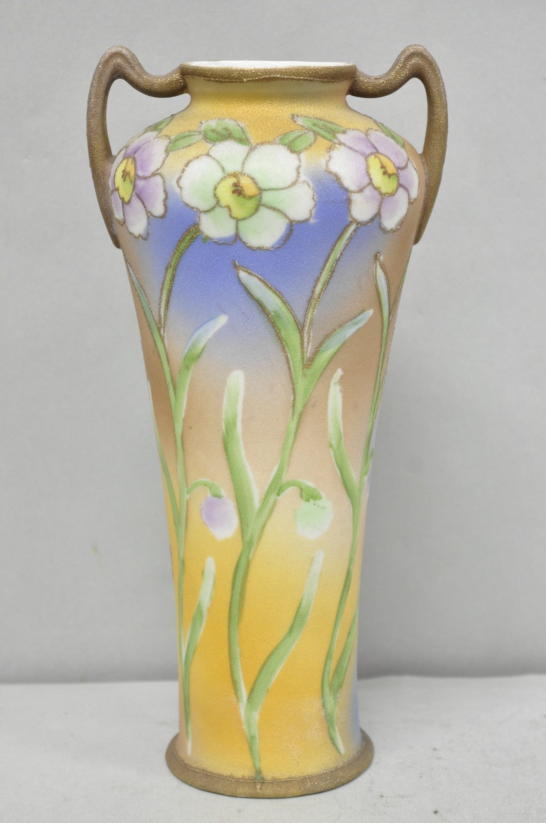 Nippon Coralene Decorated Royal Kinjo Japan Hand Painted Porcelain Handled Vase