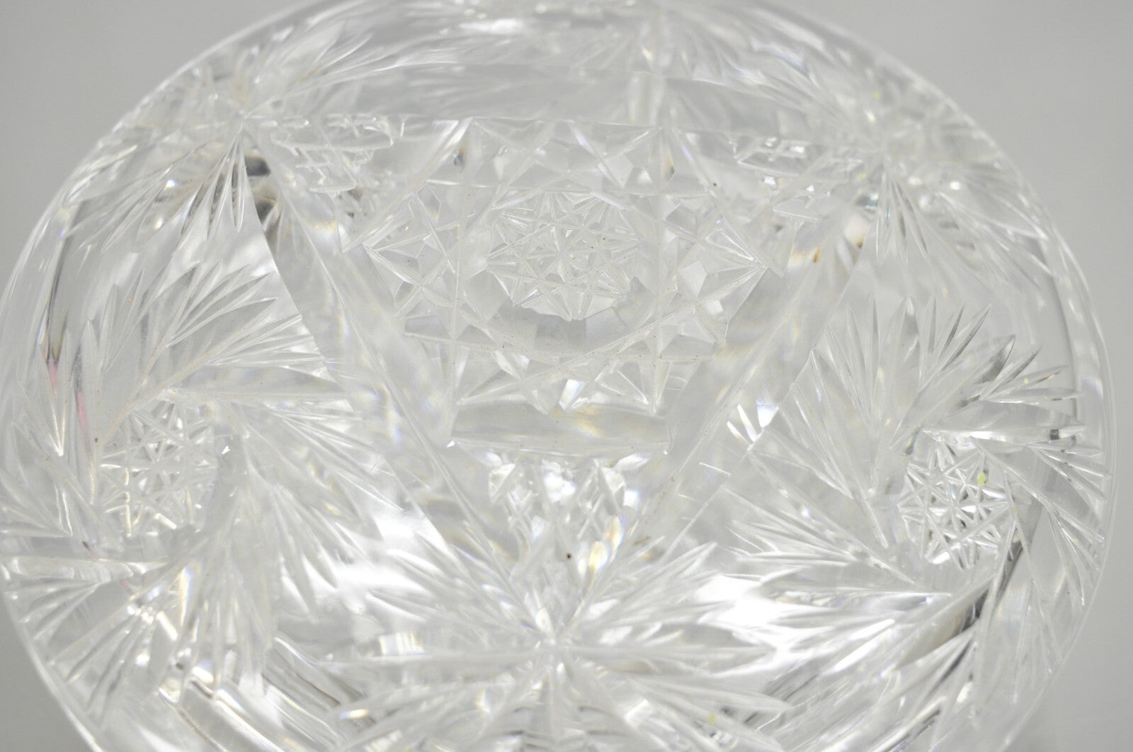Vintage Art Deco Bohemian Cut Crystal Glass Czech Ladies Vanity Powder Jar