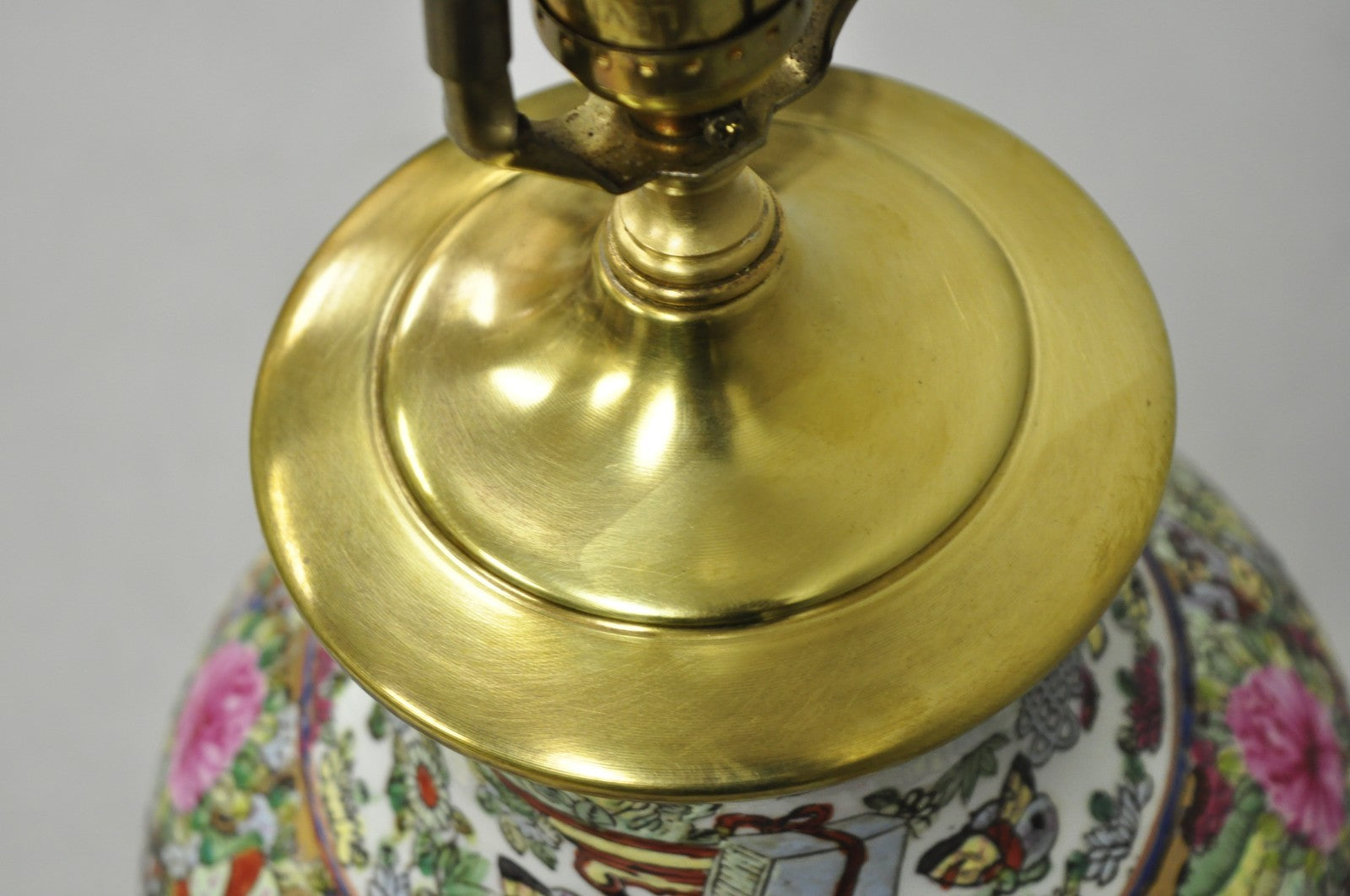 Vintage Oriental Porcelain Chinese Ginger Jar Vase Brass Chinoiserie Table Lamp