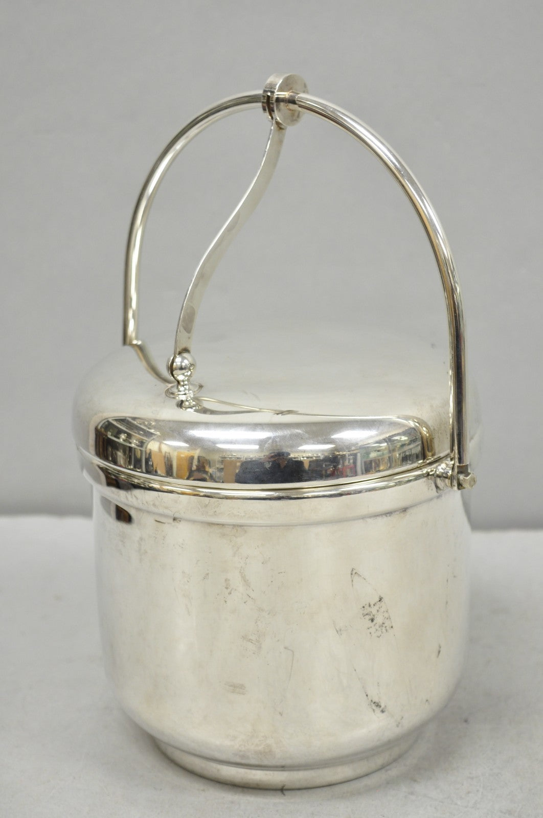 Vintage Art Deco Silver Plated Reticulating Hinge Lidded Bar Ice Bucket