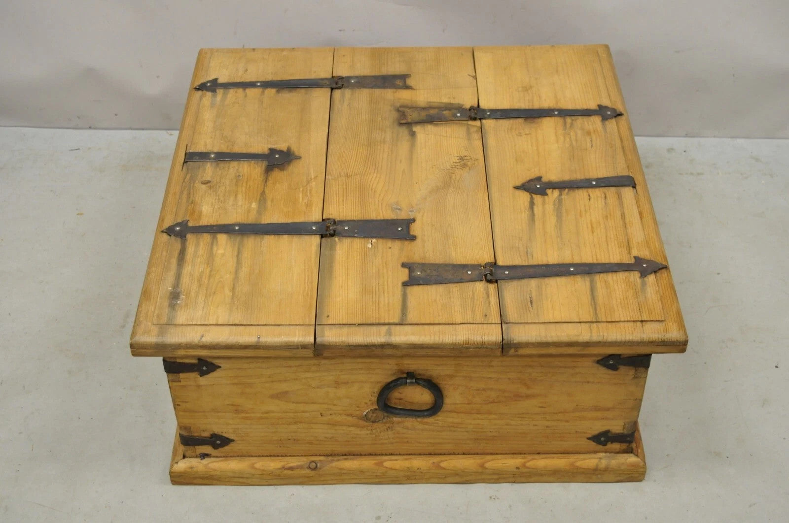 Farmhouse Renaissance Style Mexican Double Lid Wooden Coffee Table Storage Trunk