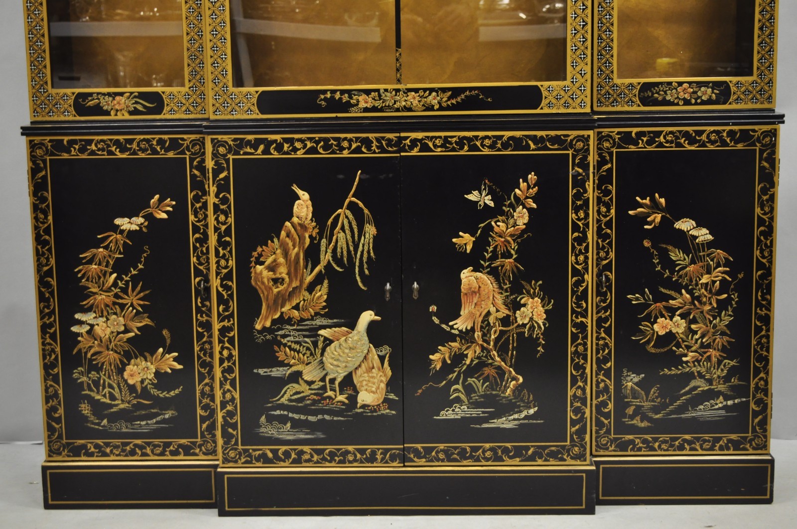 Drexel Et Cetera Chinoiserie Black Lacquer Decorated Breakfront China Cabinet