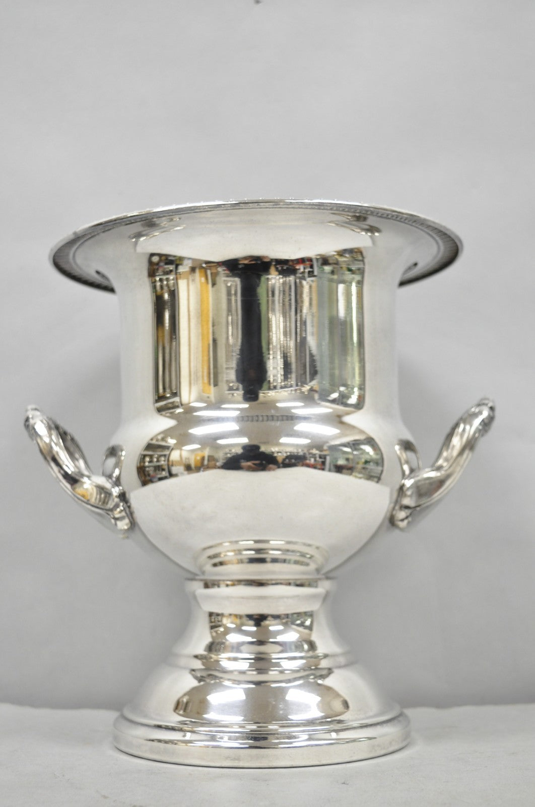 Vintage Leonard Silver Plated Trophy Cup Urn Bar Champagne Chiller Ice Bucket