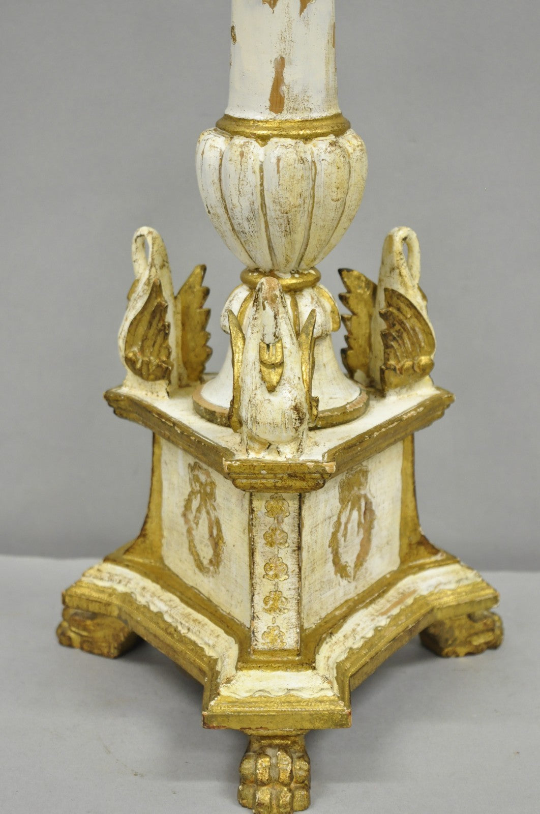 Antique Italian Hollywood Regency Cream Gold Giltwood Column Table Lamp w/ Swans
