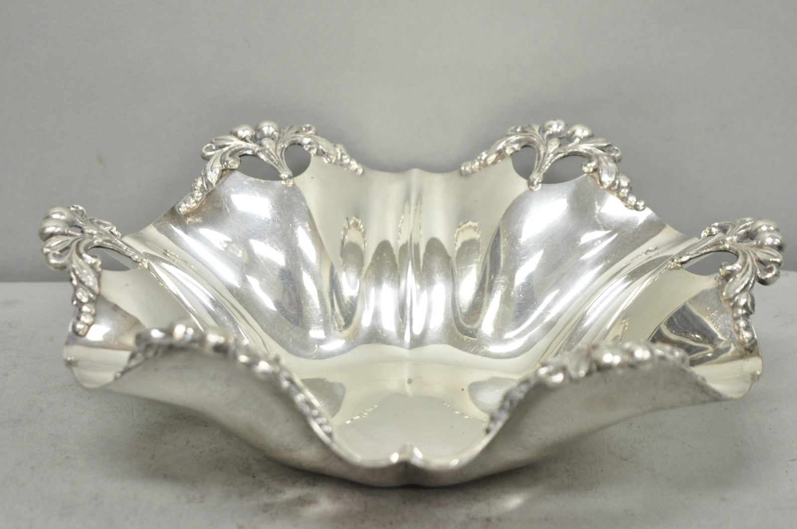 Vintage Victorian Silver Plated Scalloped Candy Dish Fruit Bowl Berry Design