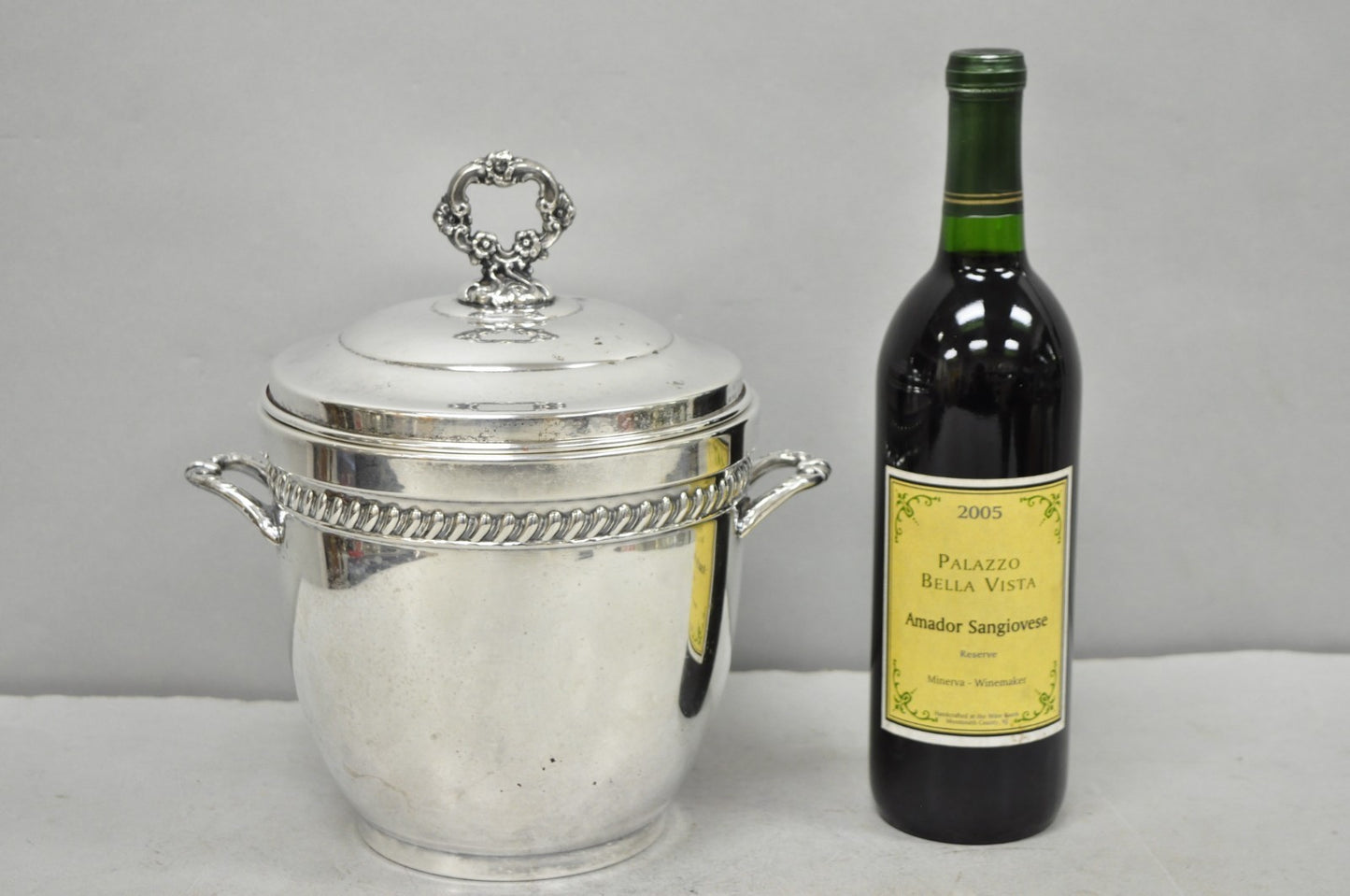 Vintage Sheffield Victorian Silver Plated Glass Lined Bar Ice Bucket w/ Lid