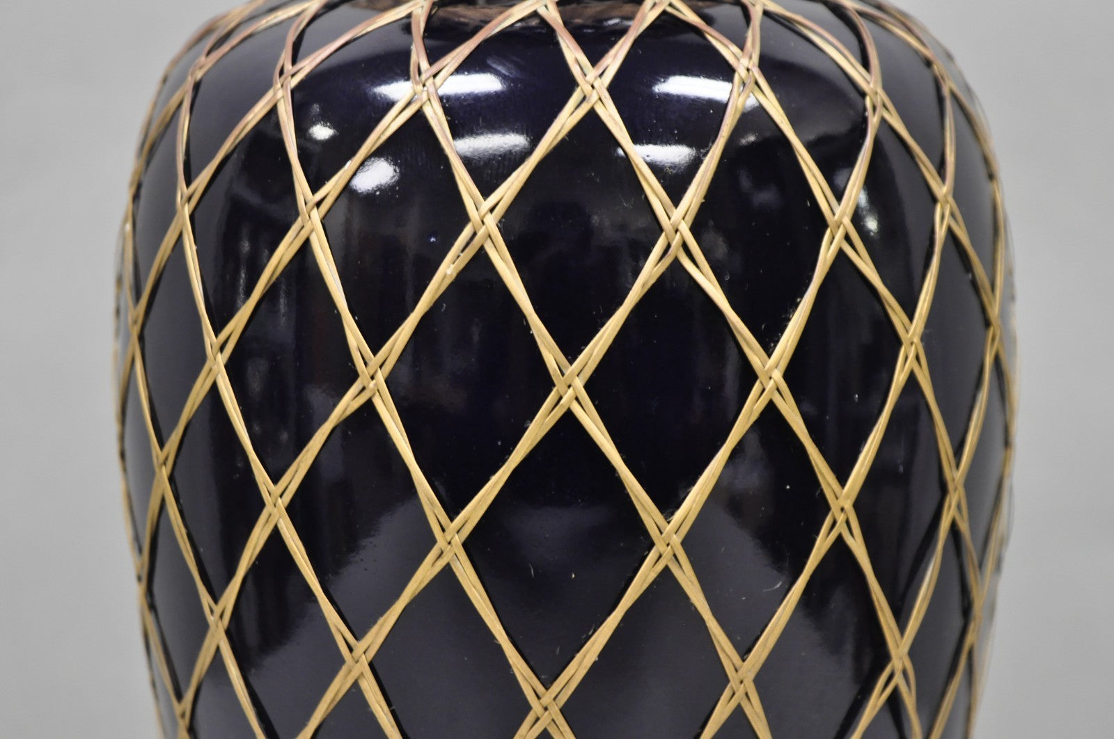 Antique Chinoiserie Japanese Cobalt Blue Porcelain Vase Brass Lattice Table Lamp