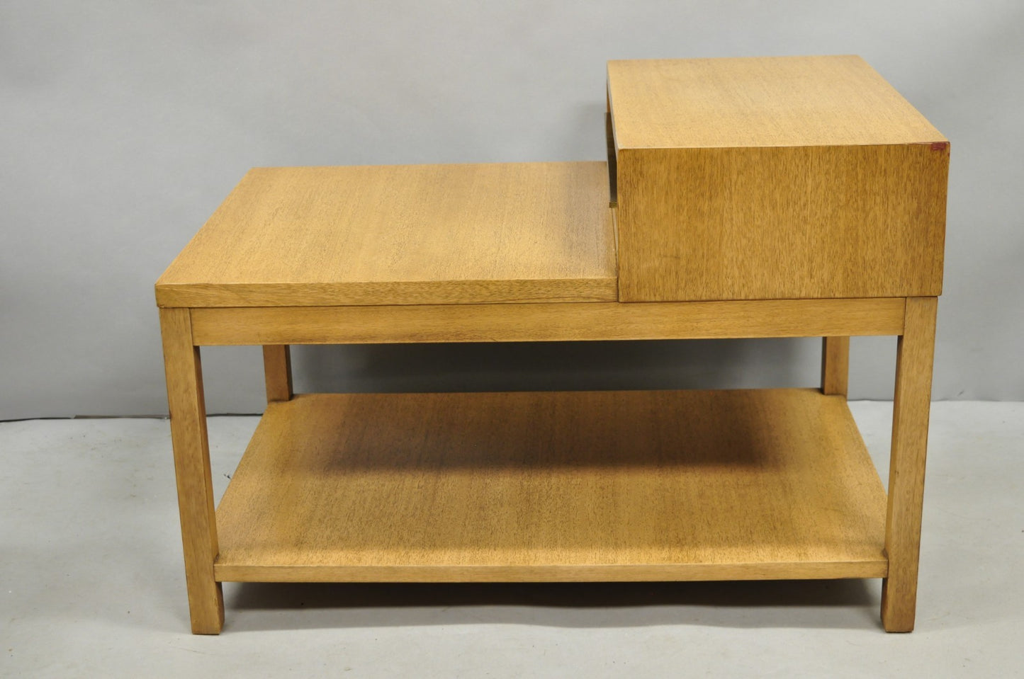 American of Martinsville Blonde Mahogany Mid Century Modern Step Up End Table