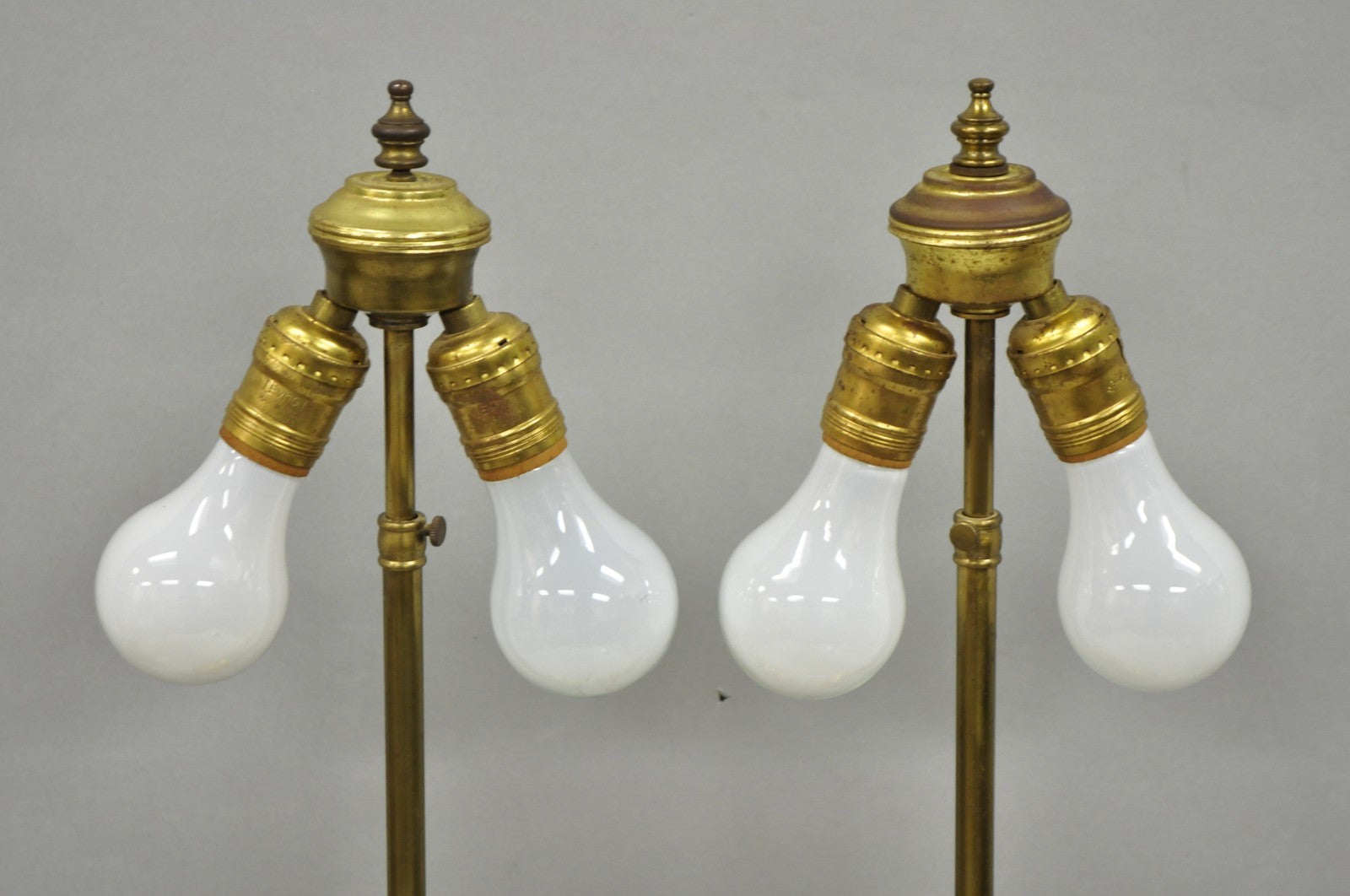 Antique French Neoclassical Figural Brass Repousse Cherub Lion Table Lamp - Pair