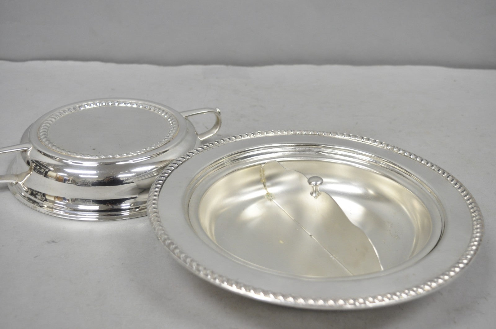 Vintage English Regency Style Round Covered Silver Plated Serving Dish w/Divider