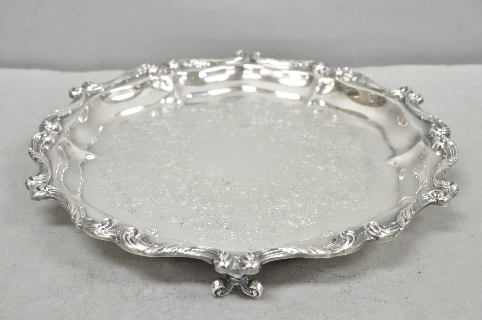 "La Reine" by Wallace Round Scalloped Footed Silver Plated Serving Platter Tray